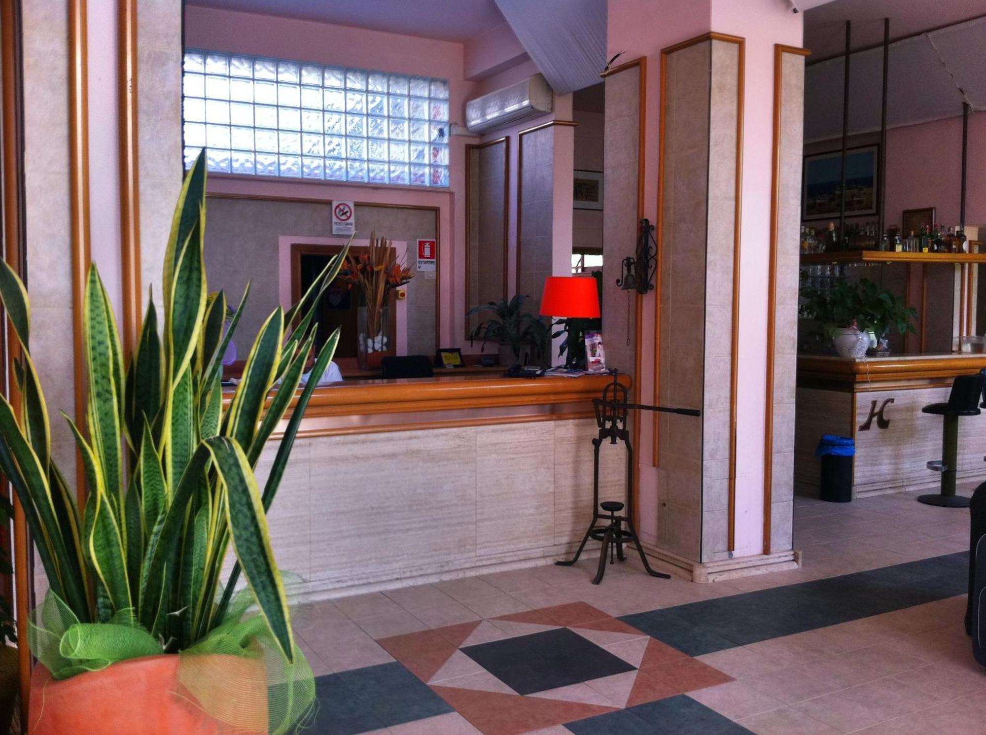 Hotel Corallo Fregenae Ngoại thất bức ảnh